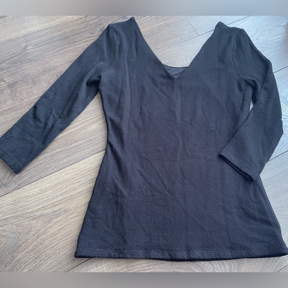 White House Black Market 3/4 Sleeves Top